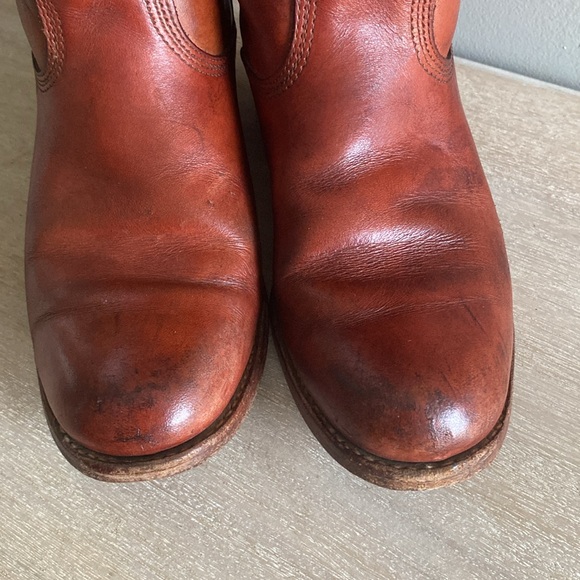 FRYE knee high leather boots size 7. In good condition!! - Picture 4 of 16